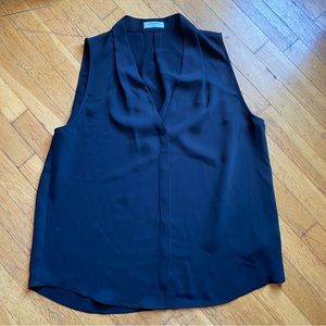 Aritzia power sleeveless blouse in size XL